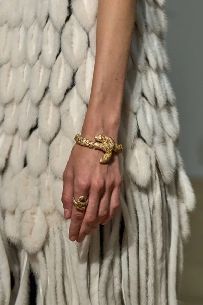 Look 69
